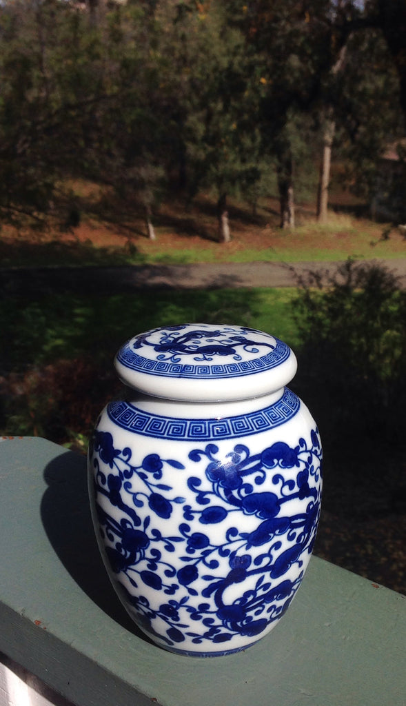 Blue and White Chinese Floral Pattern Porcelain Tea Storage Container 2 sizes available