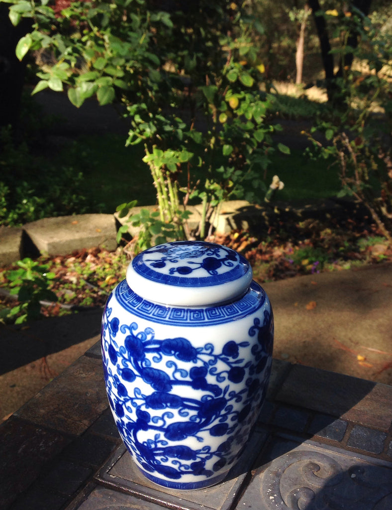 Blue and White Chinese Floral Pattern Porcelain Tea Storage Container 2 sizes available