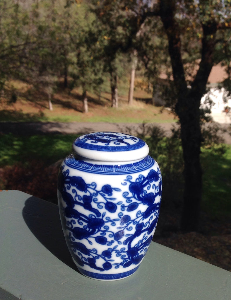 Blue and White Chinese Floral Pattern Porcelain Tea Storage Container 2 sizes available