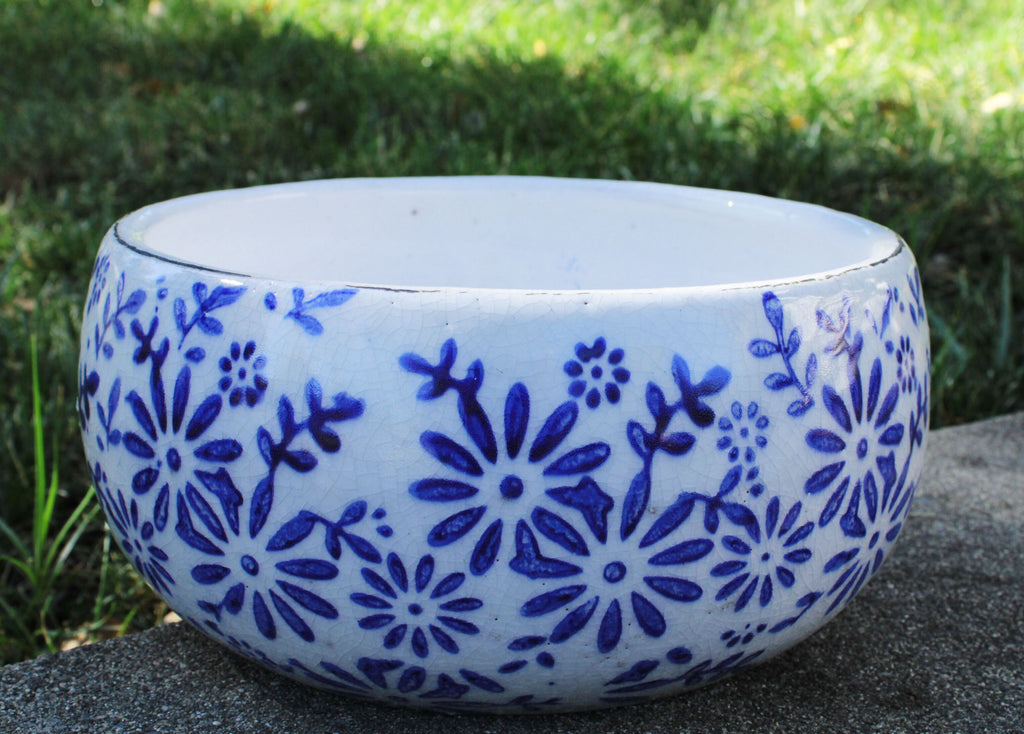 blue and white vintage plant pot Old World Vintage Blue and White Ceramic Daisy Pattern Garden pots Available in 2 Sizes