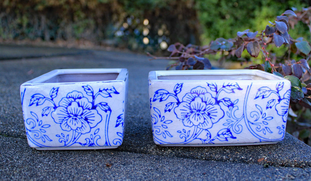 Set of 2 Small Old World Blue and White Floral Rectangle Pots