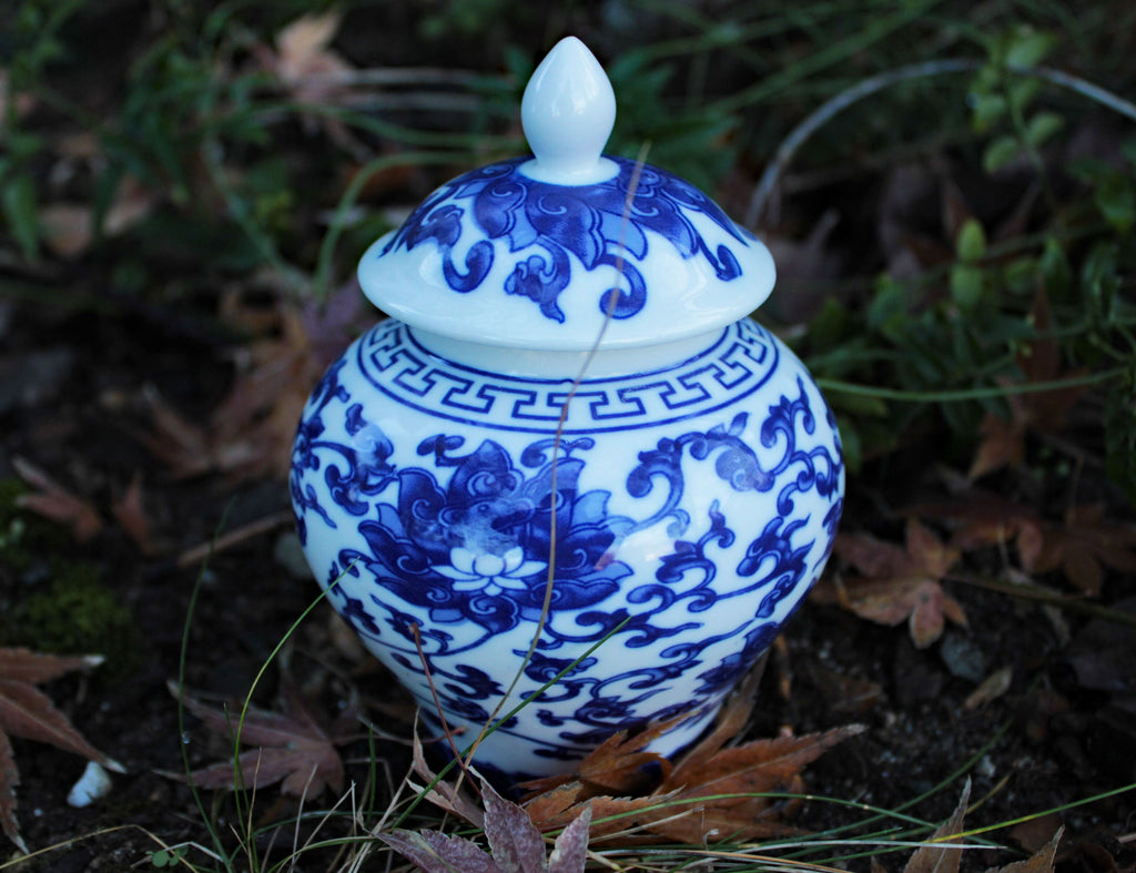 Ancient Chinese Style Blue and White Porcelain Lotus Helmet-Shaped Temple Jar, 2 sizes available