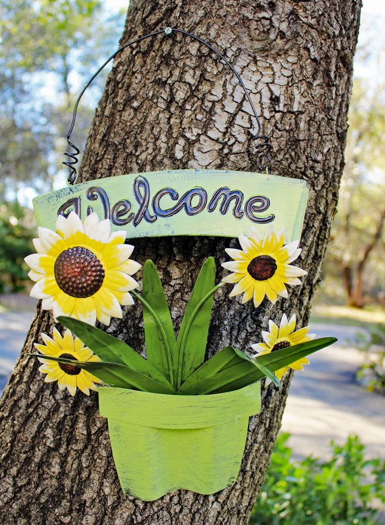Decorative Shabby Chic Welcome Sign with Floral Planter, 4 Colors Available.