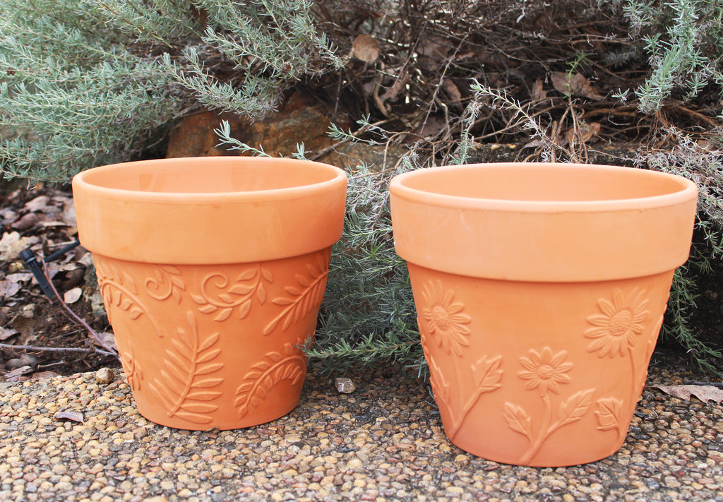 Large Set of 2 Terracotta Garden Pots, Sunflower and Leaves Embellished