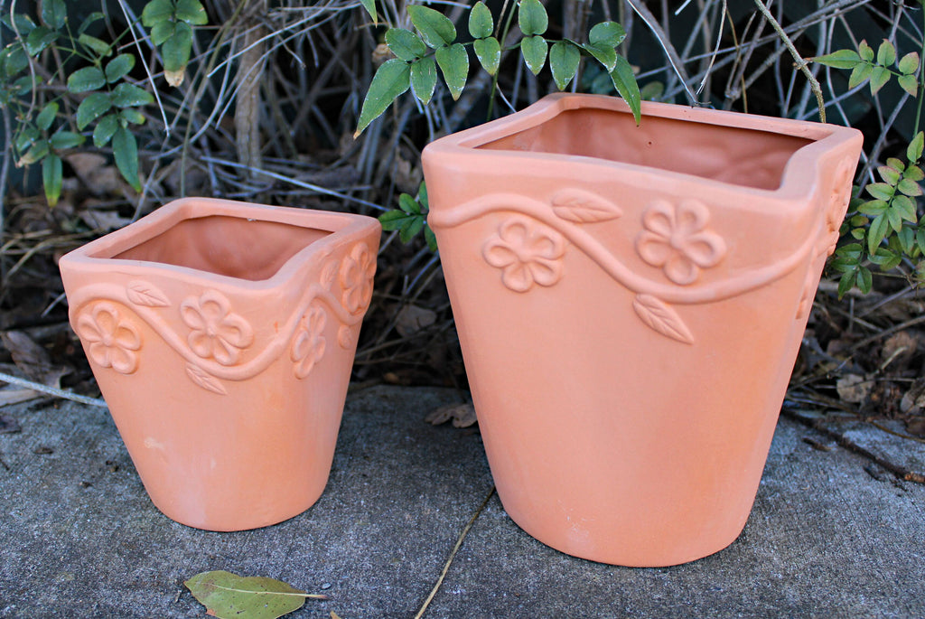 Set of 2 Different Size Natural Colored Terracotta Flower Wrapped Garden Planter