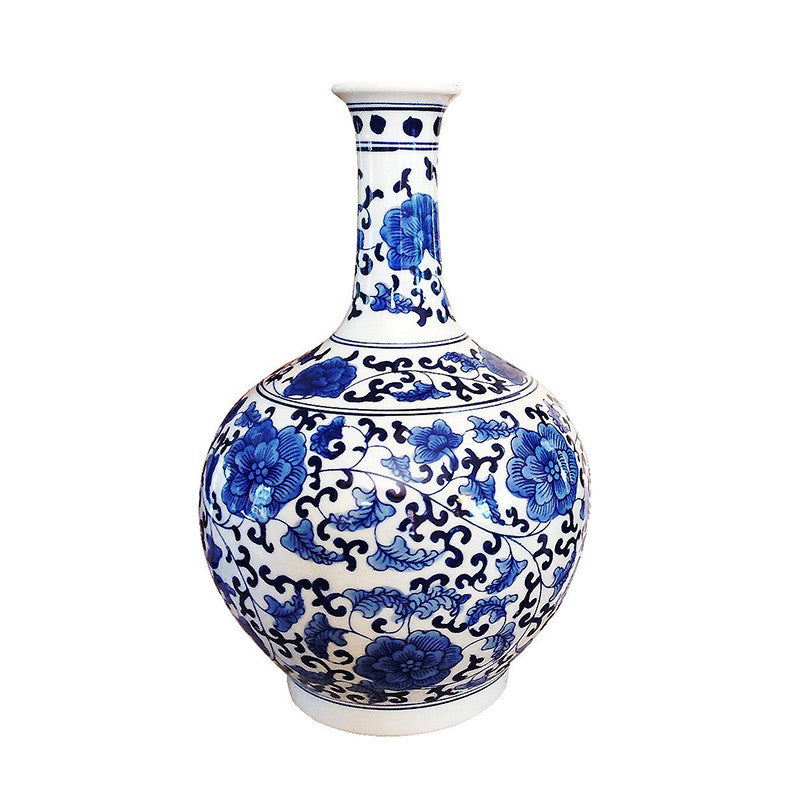 Classic Chinese Vintage Blue and White Floral Globe Porcelain Decorative  Vase