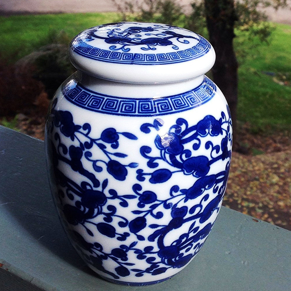 Blue and White Chinese Floral Pattern Porcelain Tea Storage Container 2 sizes available